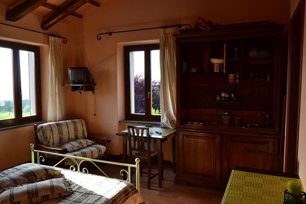 Le Macchie Villa Baschi Room photo